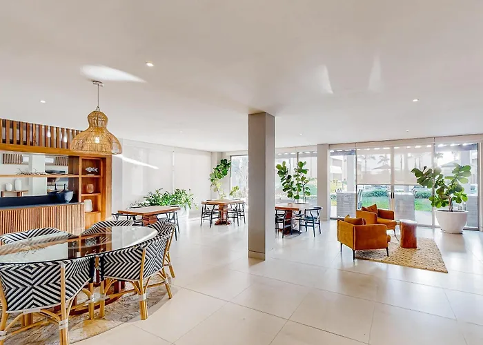 Stunning 2 Bedroom - Pool - Awesome Amenities Сasa de vacaciones *